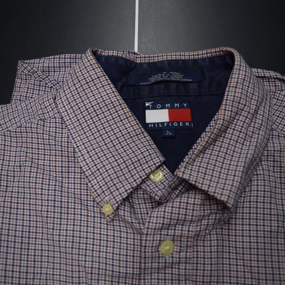 TOMMY HILFIGER BUTTON DOWN